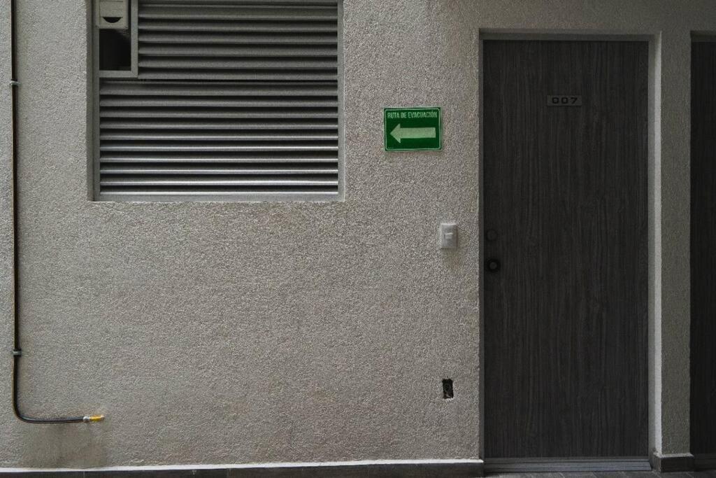 Casa A Una Calle Del Kiosko Morisco. Mexico City Exteriör bild